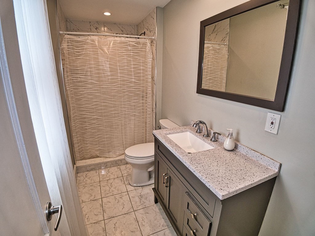 33 Cochituate Road Framingham, MA 01701 - Photo 9 of 42 Gallery Image 9