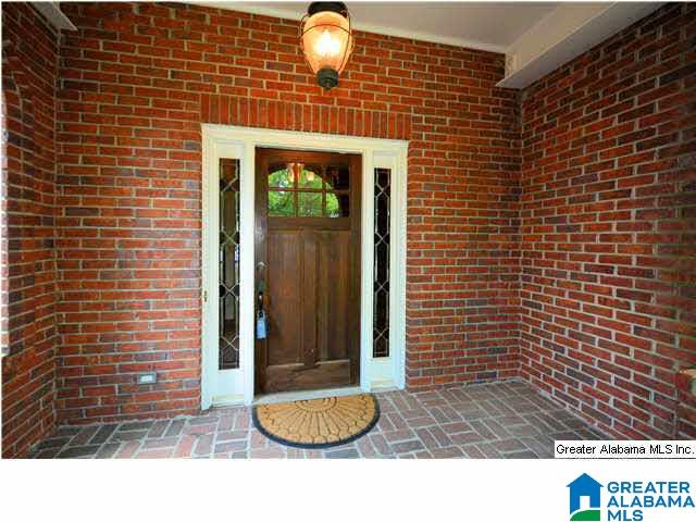 1747 Wellington Road Birmingham, AL 35209 - Photo 3 of 32