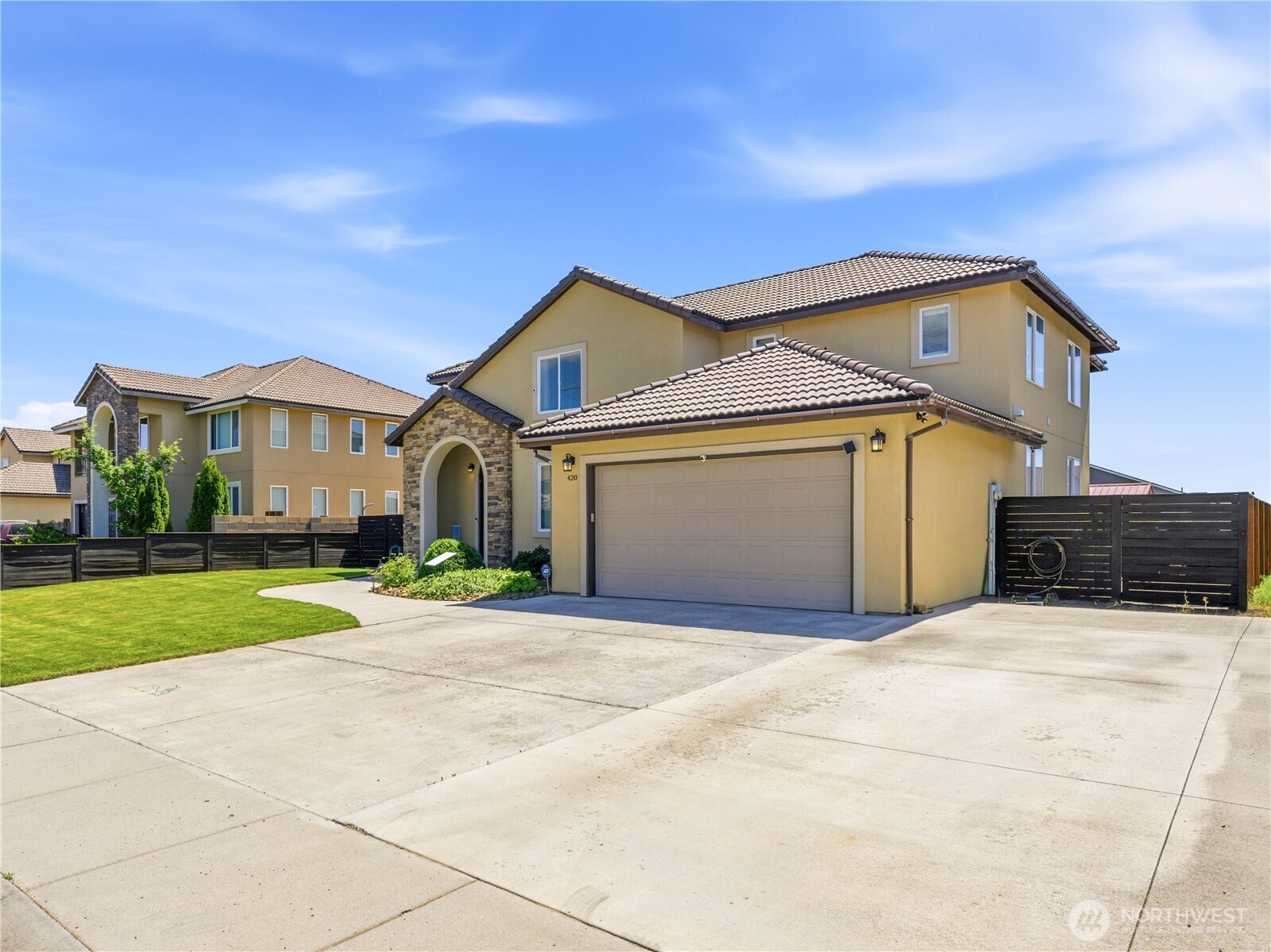 420 O Street Southwest Quincy, WA 98848 - Photo 2 of 40