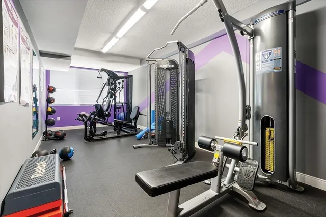 $675,000 | 250 Hammond Pond Parkway, Unit 615N, Newton, MA 02467