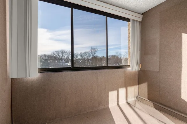 $675,000 | 250 Hammond Pond Parkway, Unit 615N, Newton, MA 02467