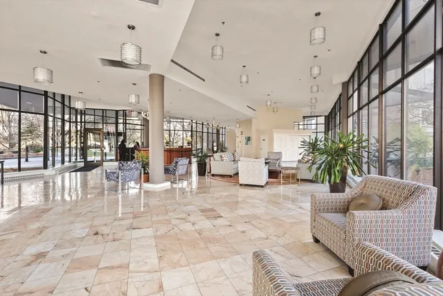 $675,000 | 250 Hammond Pond Parkway, Unit 615N, Newton, MA 02467