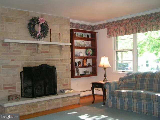 423 Trudy Road Harrisburg, PA 17109 - Photo 3 of 9 Gallery Image 3