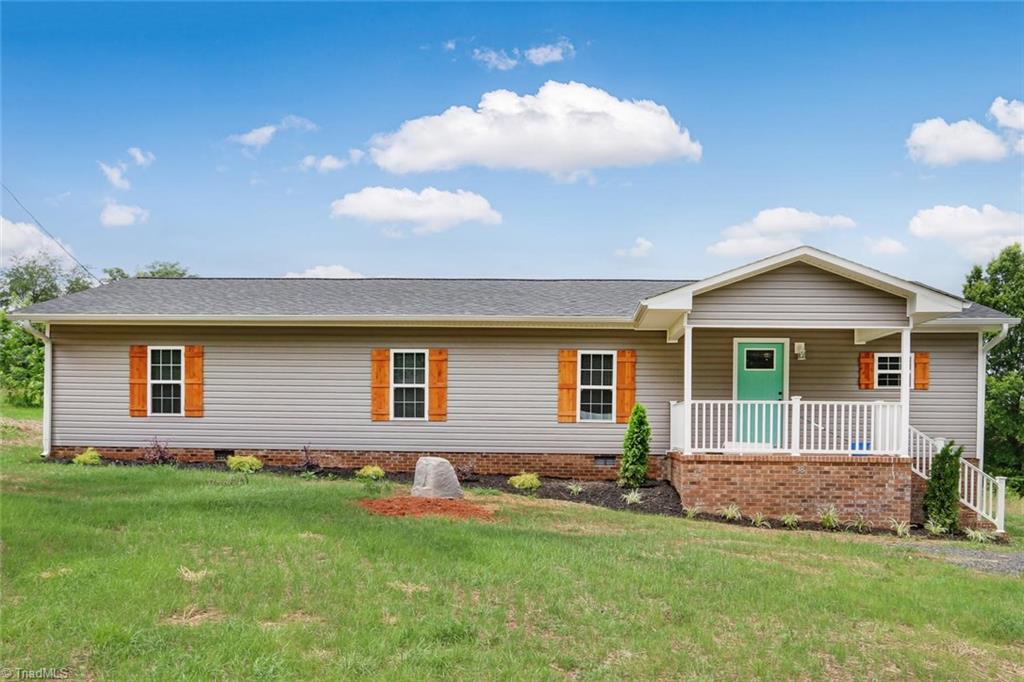 1538 Brooks Road Reidsville, NC 27320 - Photo 1 of 28 Gallery Image 1