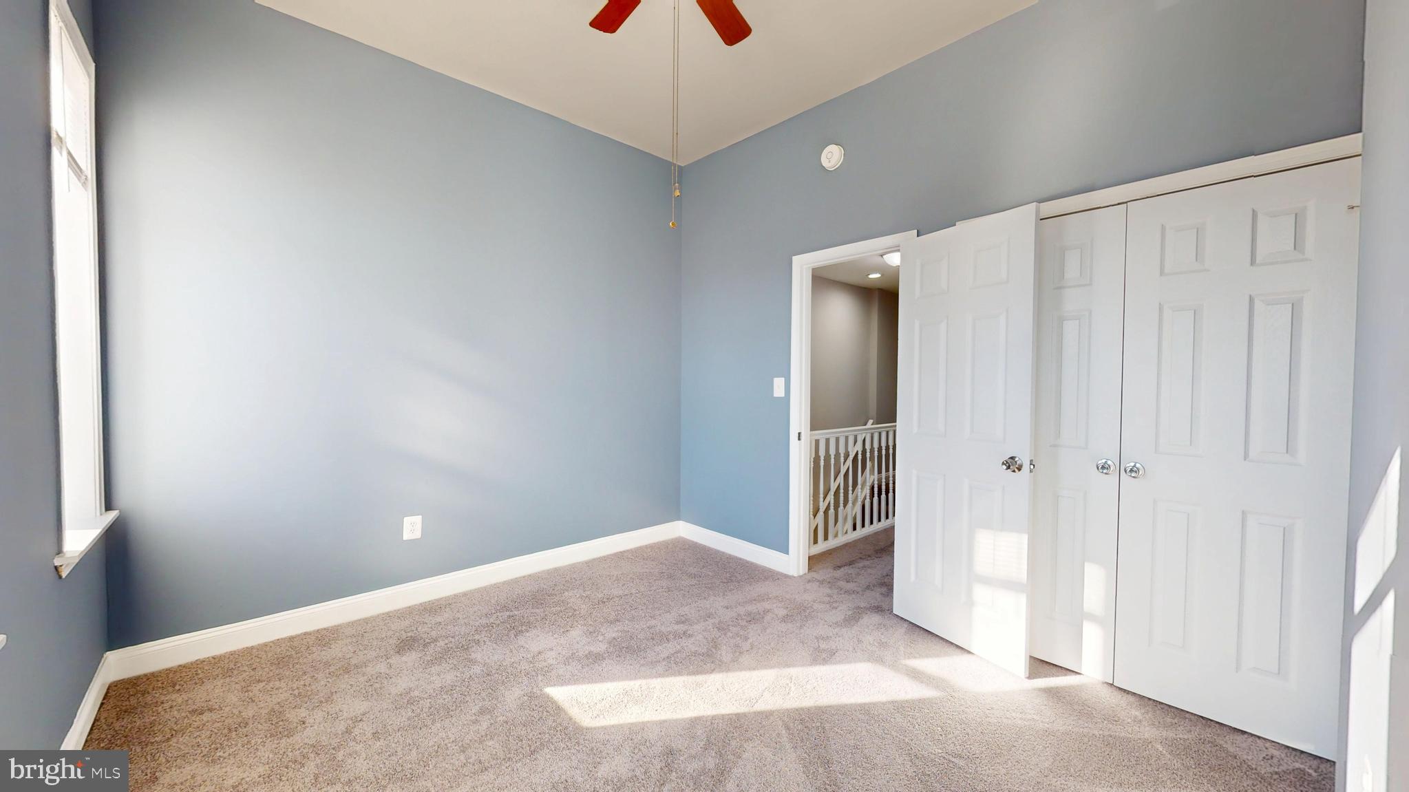 1824 Federal Street Baltimore, MD 21213 - Photo 9 of 17 a view of a livingroom with an empty space