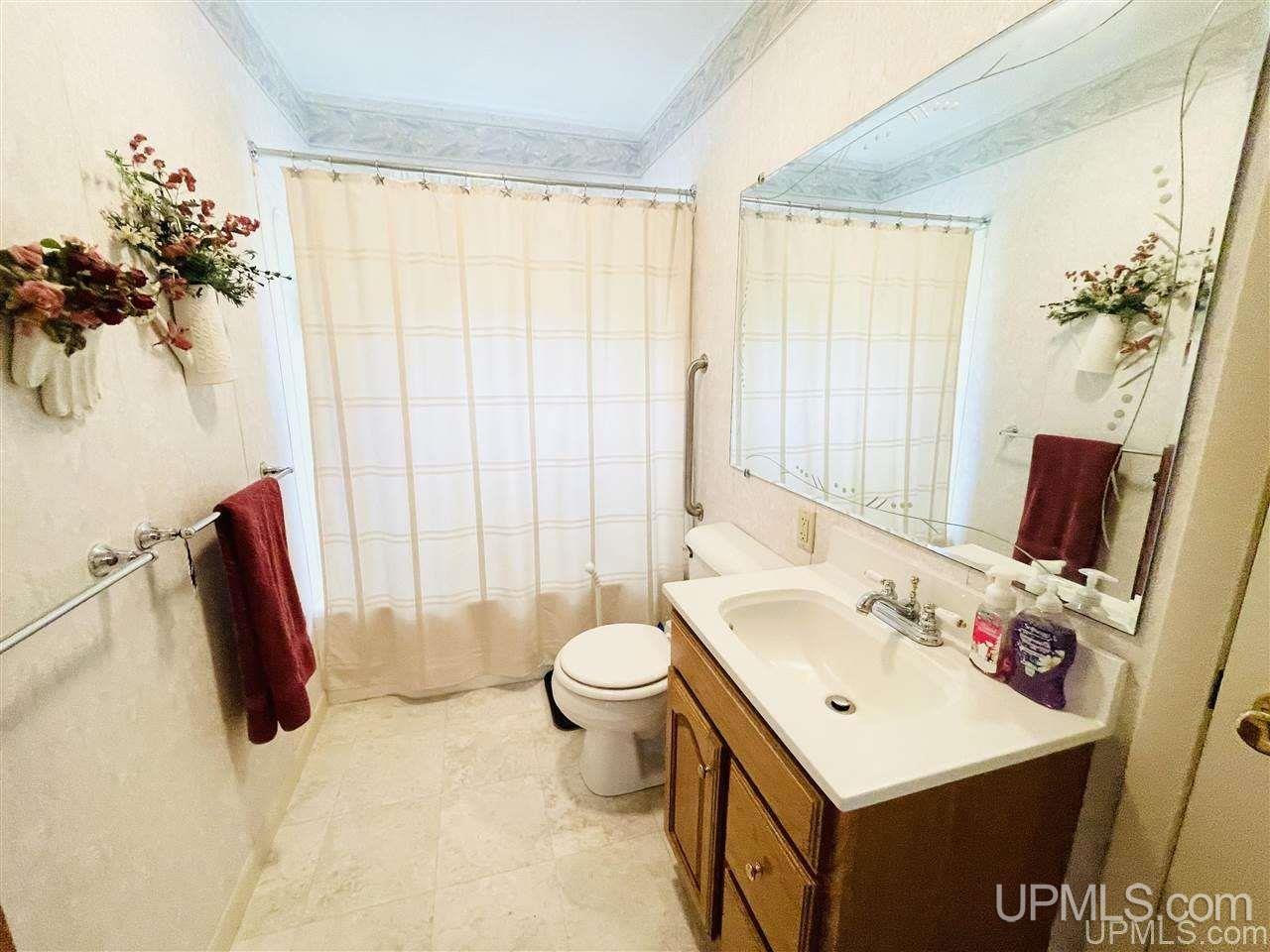2485 F Road Bark River, MI 49807 - Photo 23 of 30