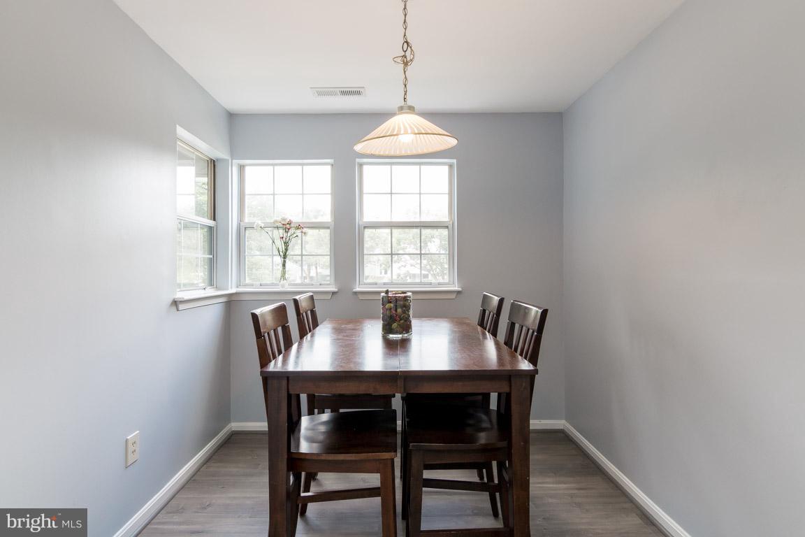 8589 Falls Run Road, Unit H Ellicott City, MD 21043 - Photo 15 of 30 Dining Room