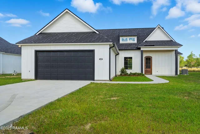 $349,500 | 119 Chase, Scott, LA 70583