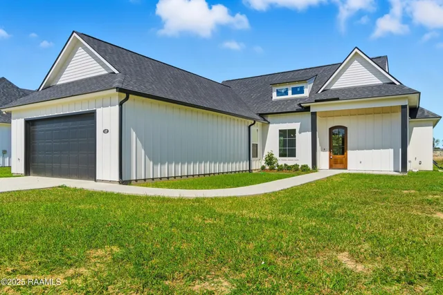 $349,500 | 119 Chase, Scott, LA 70583