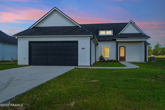 $349,500 | 119 Chase, Scott, LA 70583