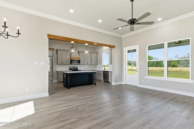 $349,500 | 119 Chase, Scott, LA 70583