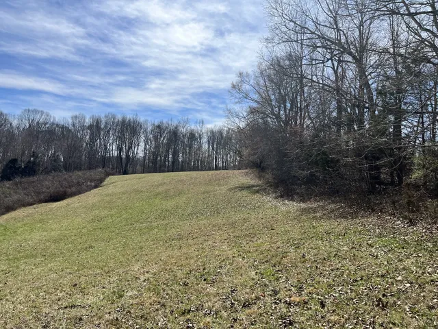 $59,000 | 120 Holly Bend Drive, Byrdstown, TN 38549