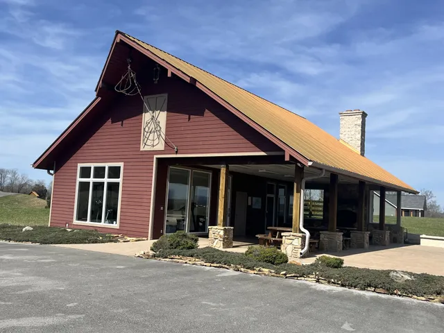 $59,000 | 120 Holly Bend Drive, Byrdstown, TN 38549