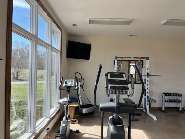 $59,000 | 120 Holly Bend Drive, Byrdstown, TN 38549