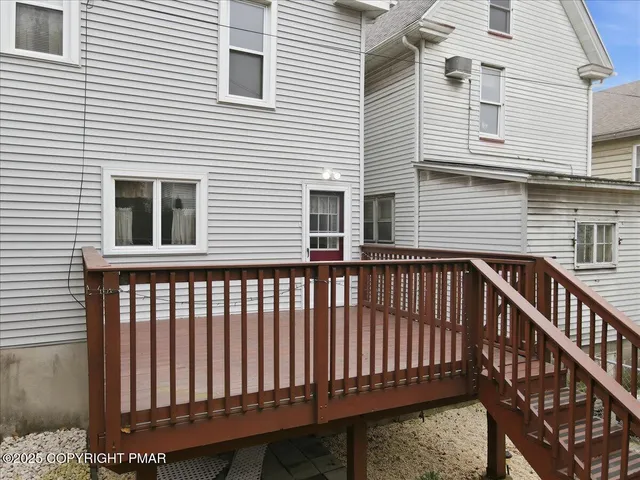 $125,000 | 239 West Bertsch Street, Lansford, PA 18232