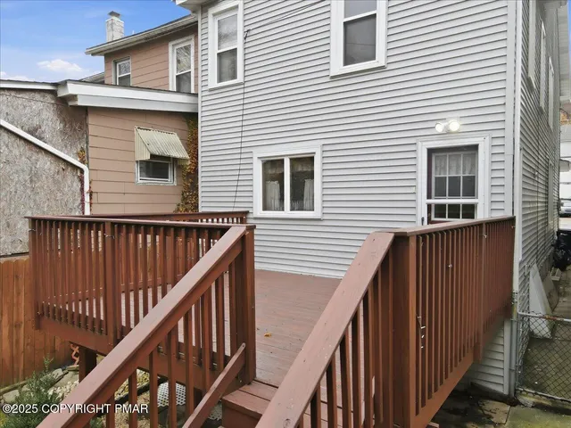 $125,000 | 239 West Bertsch Street, Lansford, PA 18232