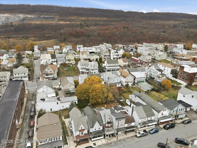 $125,000 | 239 West Bertsch Street, Lansford, PA 18232