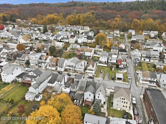 $125,000 | 239 West Bertsch Street, Lansford, PA 18232