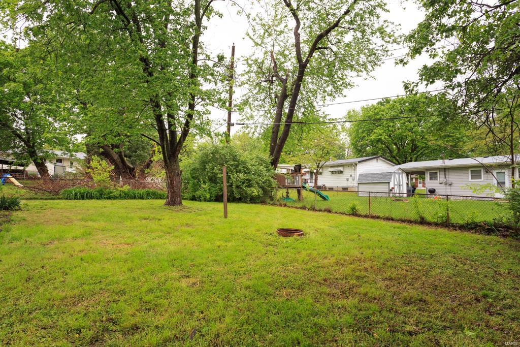 839 Teson Road Hazelwood, MO 63042 - Photo 17 of 17 Gallery Image 17