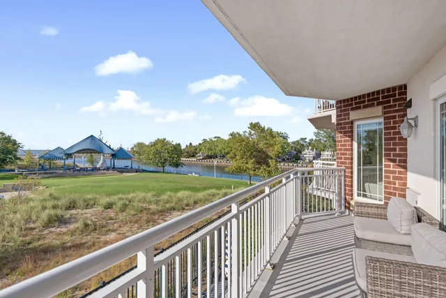 $725,000 | 200 Lake Street, Unit 3C, St. Joseph, MI 49085