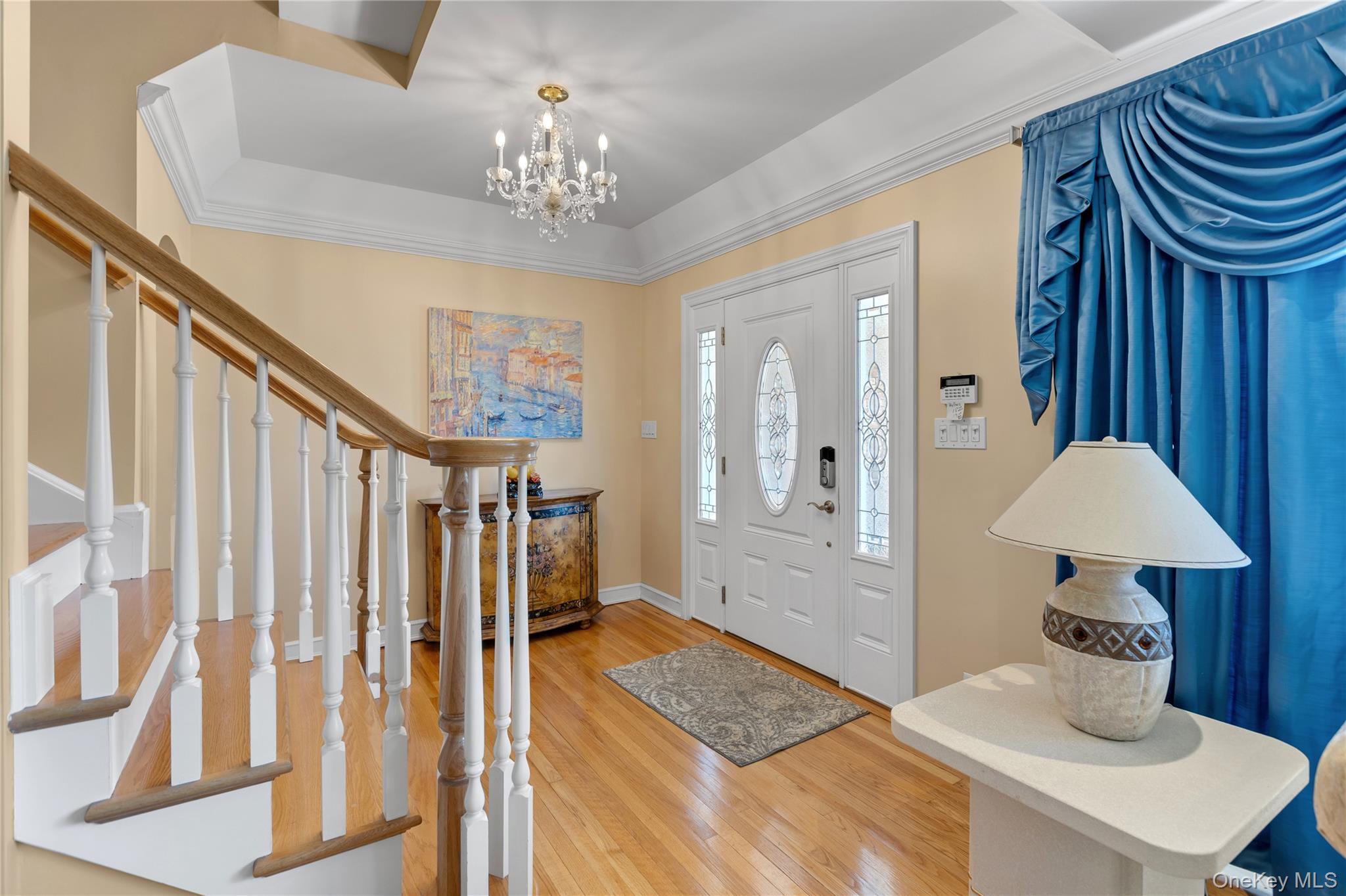227 West Islip Road West Islip, NY 11795 - Photo 8 of 46