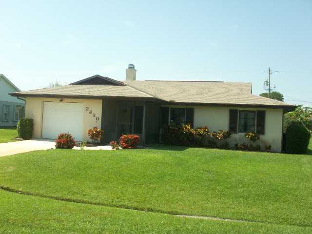 2330 Southeast Avalon Road Port St. Lucie, FL 34952 - Photo 1 of 15 Primary Photo