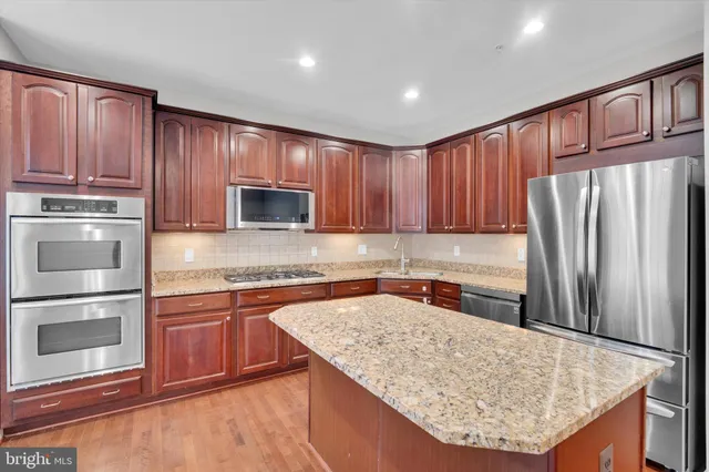 $5,500 | 7974 Vigne Court, Vienna, VA 22182