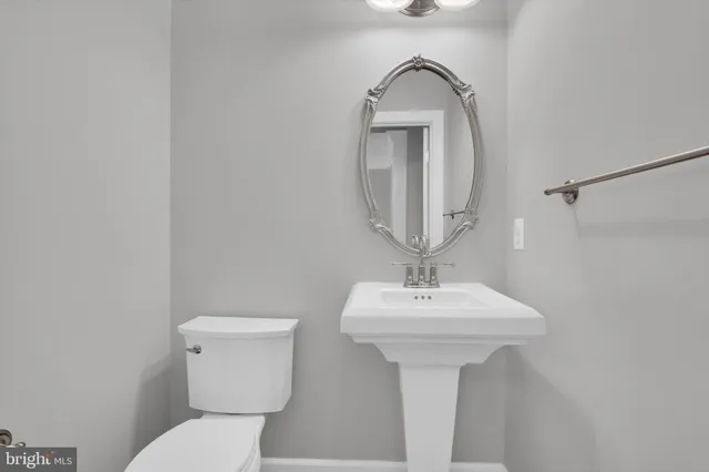 $5,500 | 7974 Vigne Court, Vienna, VA 22182