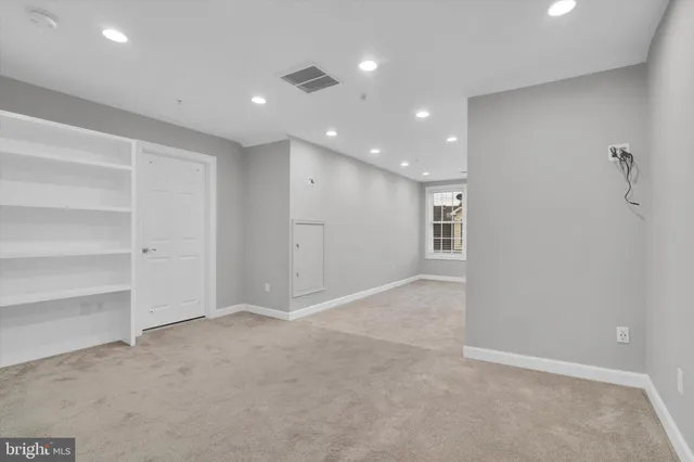 $5,500 | 7974 Vigne Court, Vienna, VA 22182