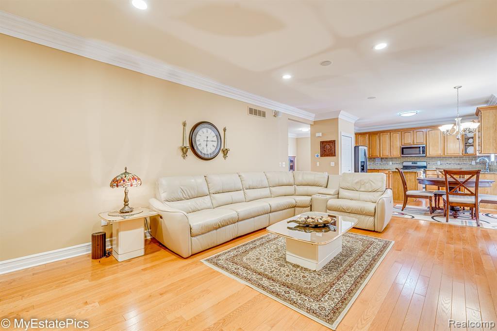 3526 Everett Drive Rochester Hills, MI 48307 - Photo 19 of 64