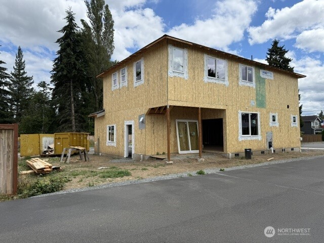 2223 124th Street Southeast Everett, WA 98208 - Photo 2 of 5