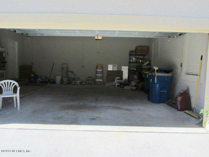3130 Fritz Road Jacksonville, FL 32226 - Photo 22 of 33 Attached 2 car garage