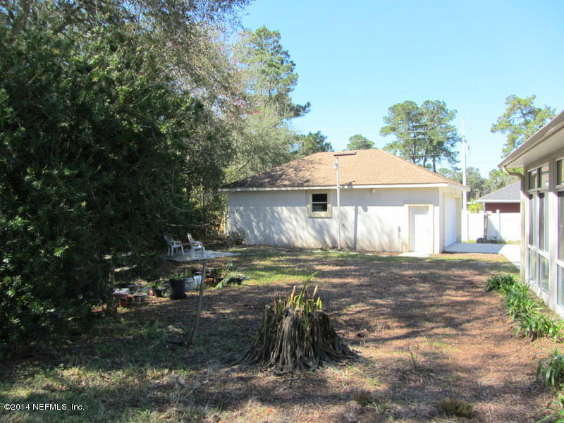 3130 Fritz Road Jacksonville, FL 32226 - Photo 27 of 33 Backyard towards detached garage