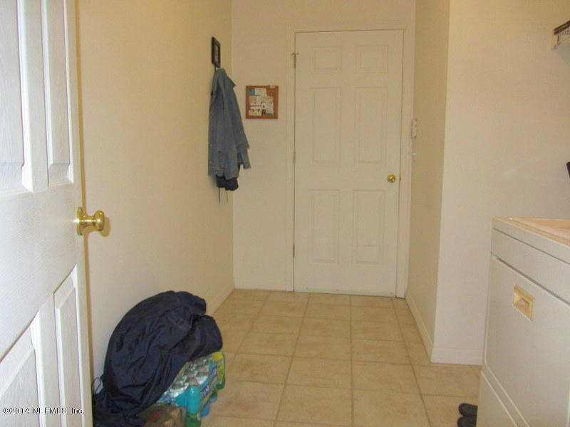 3130 Fritz Road Jacksonville, FL 32226 - Photo 30 of 33 Indoor laundry