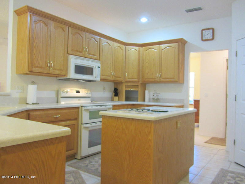 3130 Fritz Road Jacksonville, FL 32226 - Photo 10 of 33 Kitchen-Cooking Island