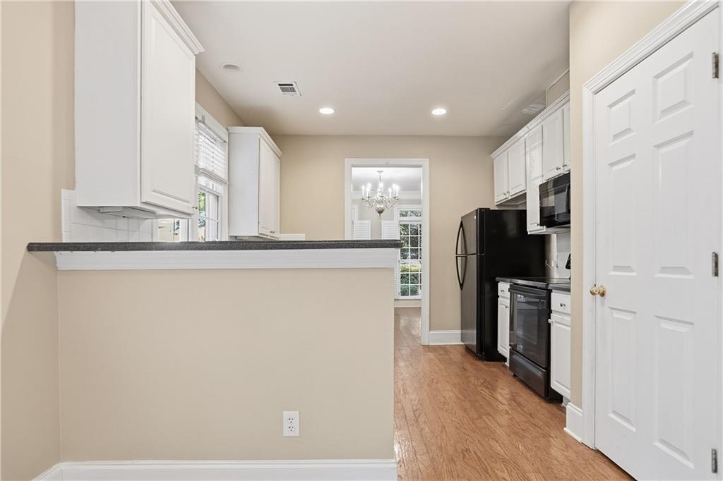 1 Village Walk Drive Decatur, GA 30030 - Photo 15 of 51