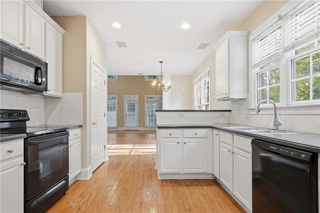 1 Village Walk Drive Decatur, GA 30030 - Photo 18 of 51