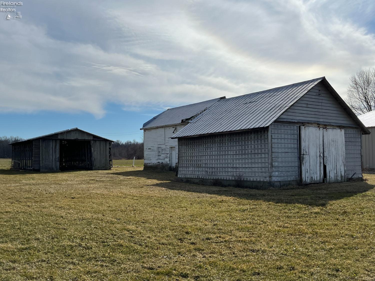 12406 Thompson Road Vermilion, OH 44089 - Photo 34 of 37 Gallery Image 34