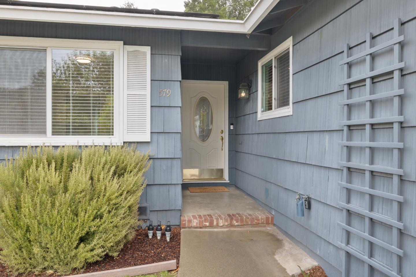 579 Arran Court Sunnyvale, CA 94087 - Photo 2 of 20