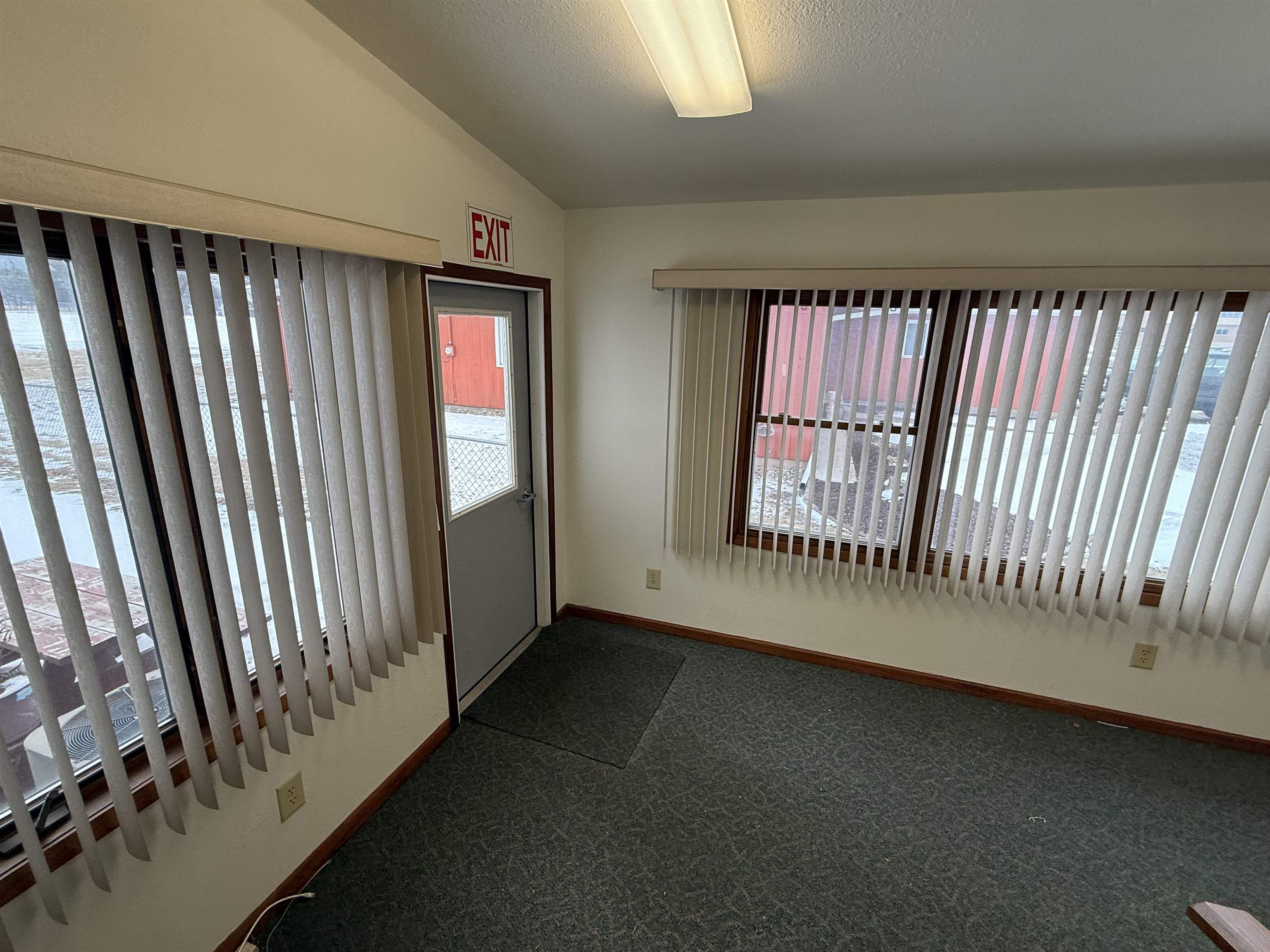 800 East Taylor Street Prairie du Chien, WI 53821 - Photo 14 of 34