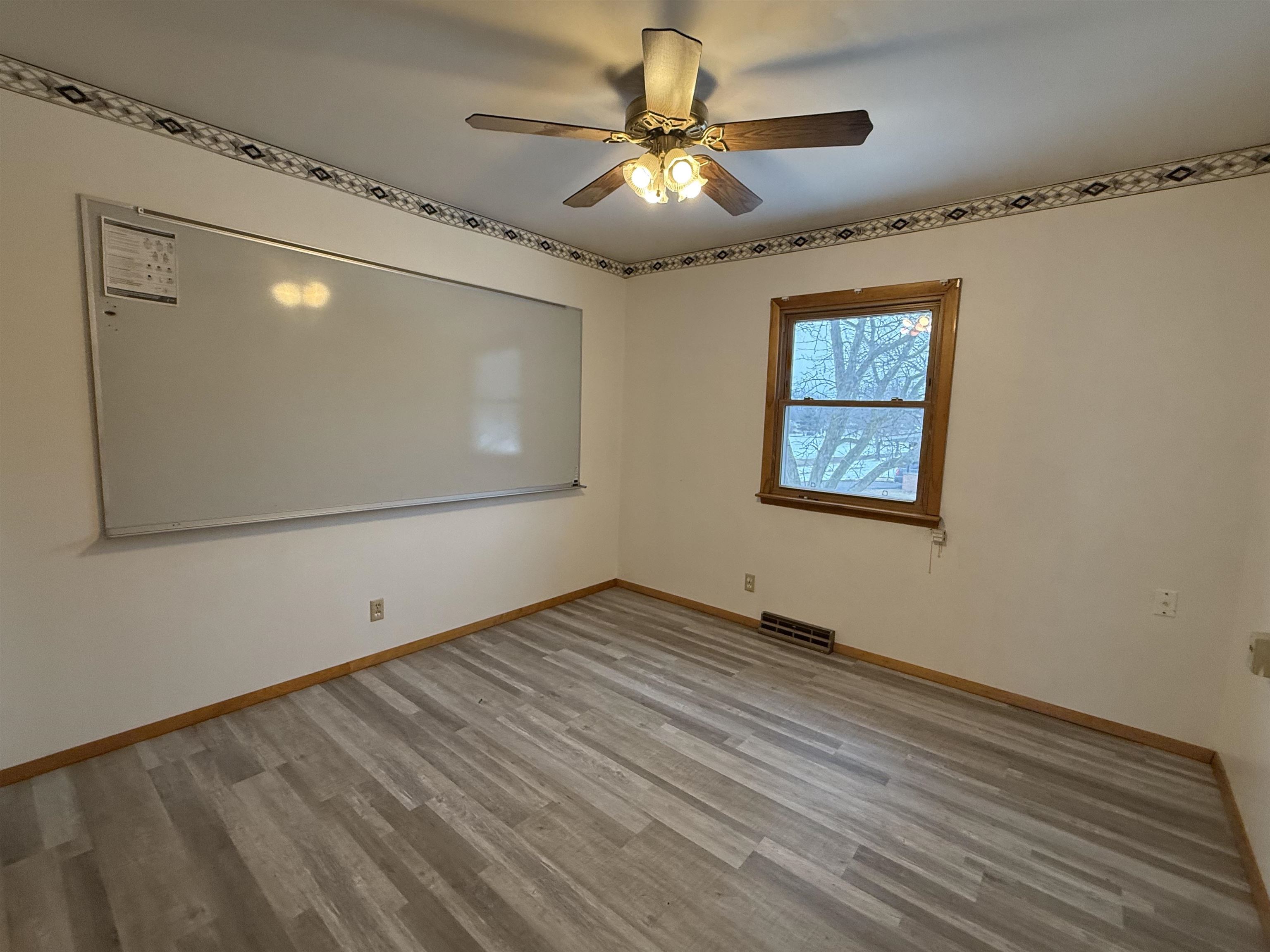 800 East Taylor Street Prairie du Chien, WI 53821 - Photo 21 of 34