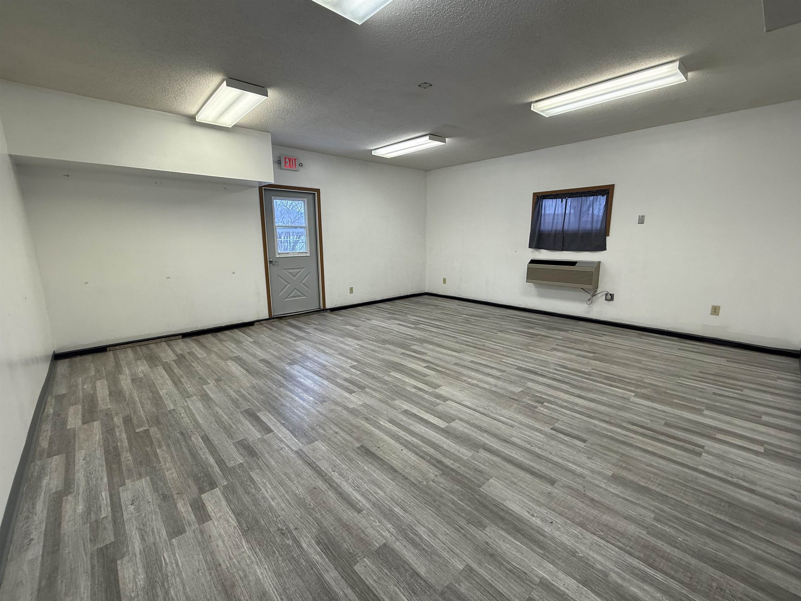 800 East Taylor Street Prairie du Chien, WI 53821 - Photo 4 of 34