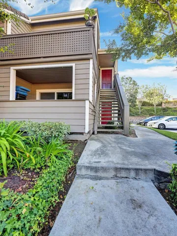 $515,000 | 1091 Shadowridge Drive, Unit 114, Vista, CA 92081