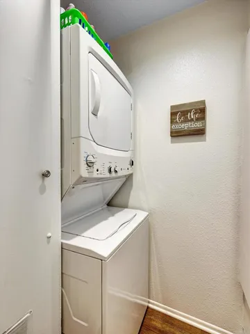 $515,000 | 1091 Shadowridge Drive, Unit 114, Vista, CA 92081