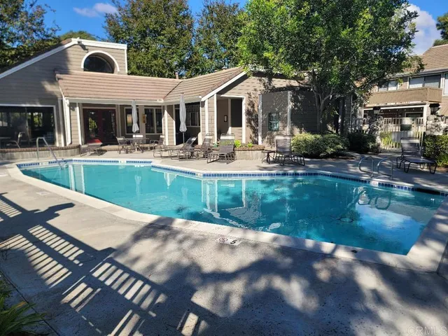 $515,000 | 1091 Shadowridge Drive, Unit 114, Vista, CA 92081