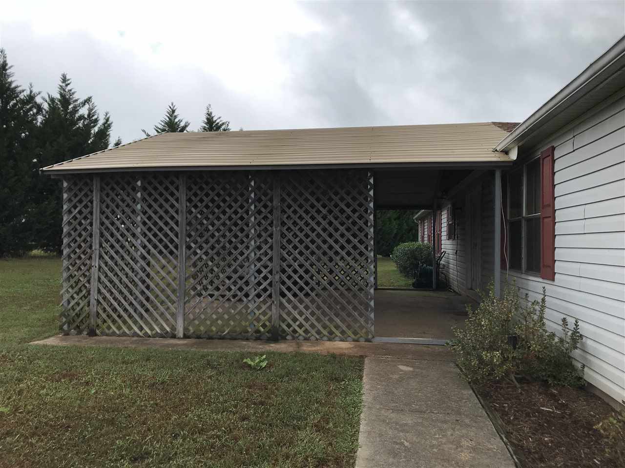 764 Wilkins Road Campobello, SC 29322 - Photo 13 of 18