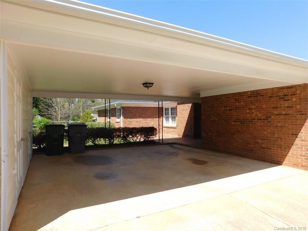 6311 Lake Forest Road East Charlotte, NC 28227 - Photo 9 of 31 a view of a garage