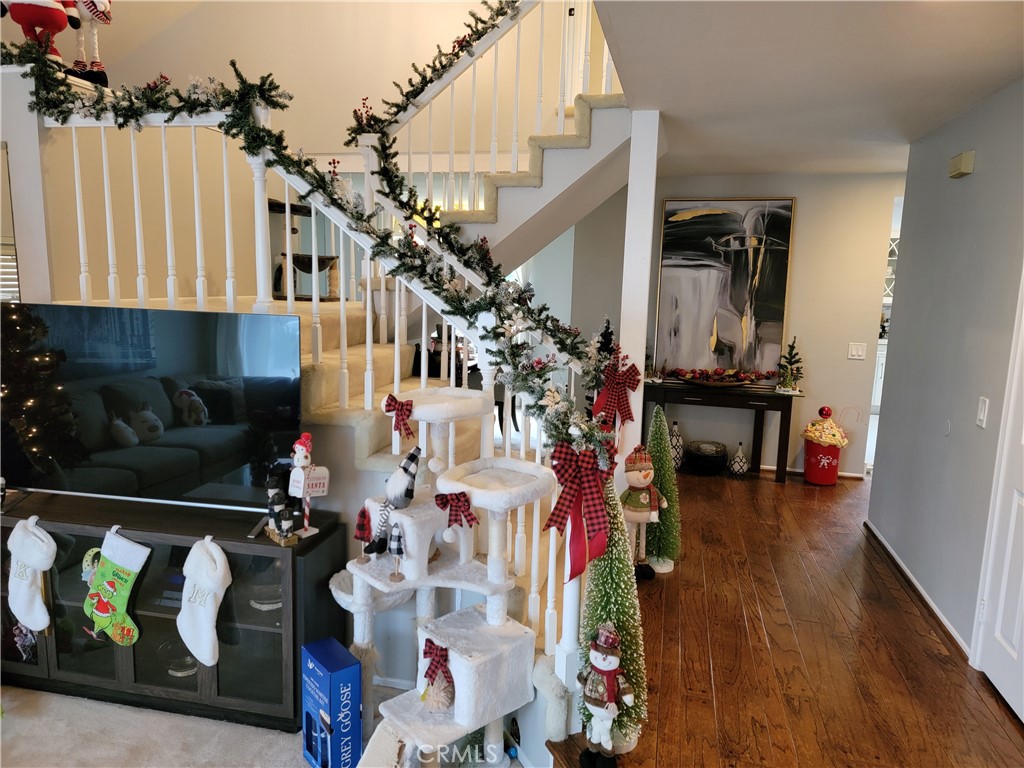 26082 Rio Grande Avenue Laguna Hills, CA 92653 - Photo 27 of 29 a view of entryway and hall