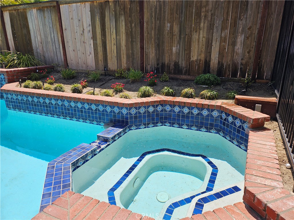 26082 Rio Grande Avenue Laguna Hills, CA 92653 - Photo 6 of 29