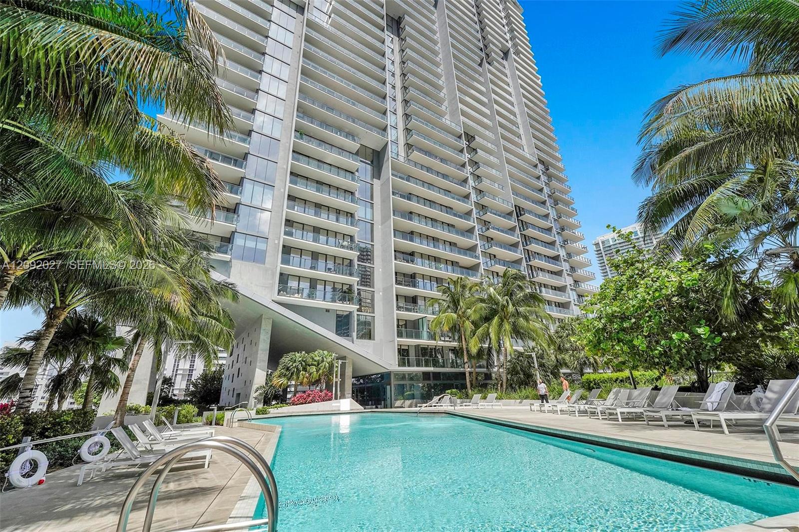 88 Southwest 7th Street, Unit 910 Miami, FL 33130 - Photo 1 of 55 Gallery Image 1